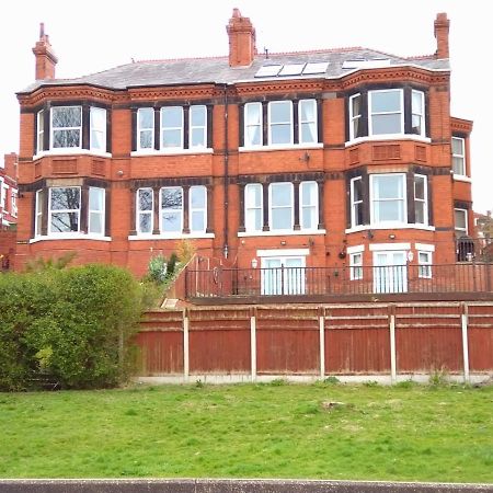 Marley Mansions Apartment - Egremont Promenade - 42 Воллесі Екстер'єр фото