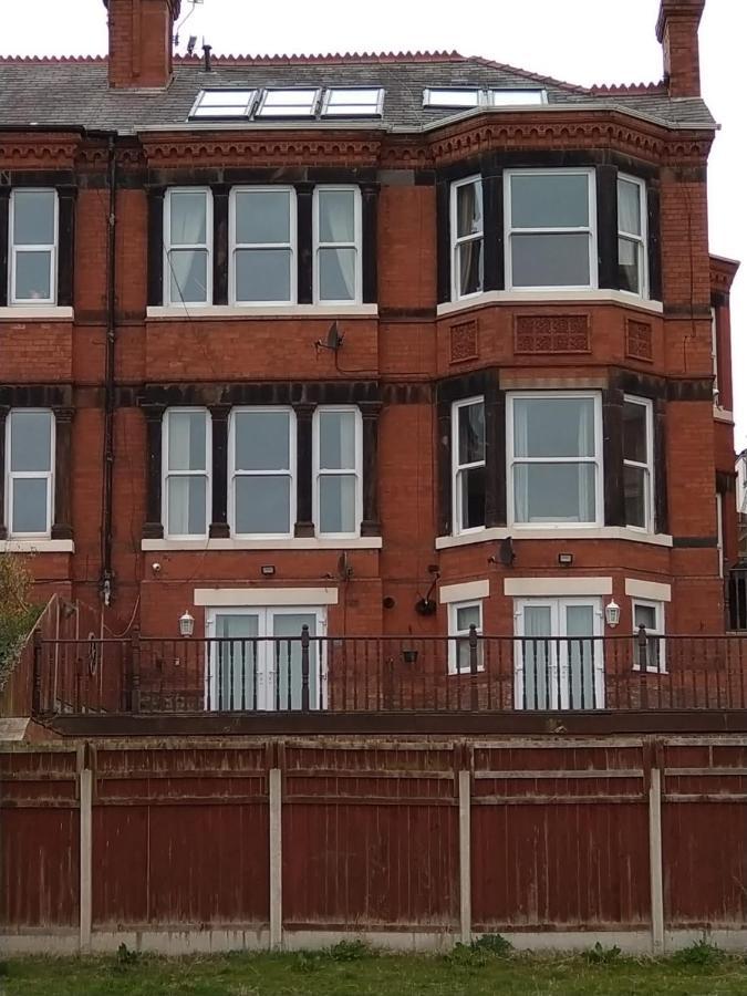 Marley Mansions Apartment - Egremont Promenade - 42 Воллесі Екстер'єр фото